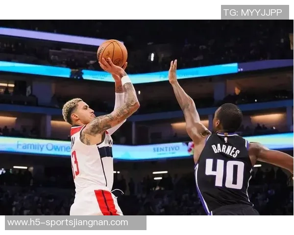 小贾巴里谈球队进步:每位球员更成熟自信迎接新挑战 小贾巴里谈球队进步:每位球员更成熟自信迎接新挑战