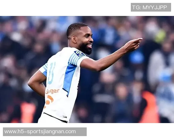 巴坎布关键补射助力民主刚果1-0领先塞内加尔展开激烈较量 巴坎布关键补射助力民主刚果1-0领先塞内加尔展开激烈较量