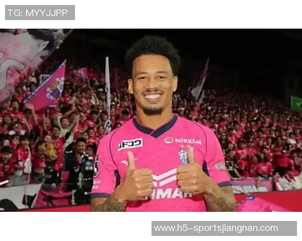 申花官方宣布巴西前锋拉斐尔拉唐正式加盟球队助力新赛季 申花官方宣布巴西前锋拉斐尔拉唐正式加盟球队助力新赛季